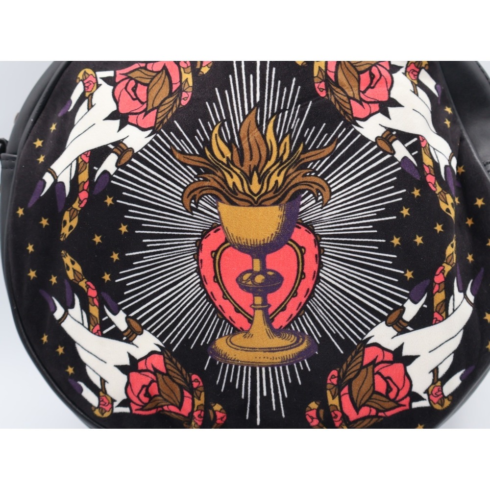 Banned Alternative Round Satchel Bag Gothic Tattoo Art Sacred Heart Roses - Picture 9 of 10